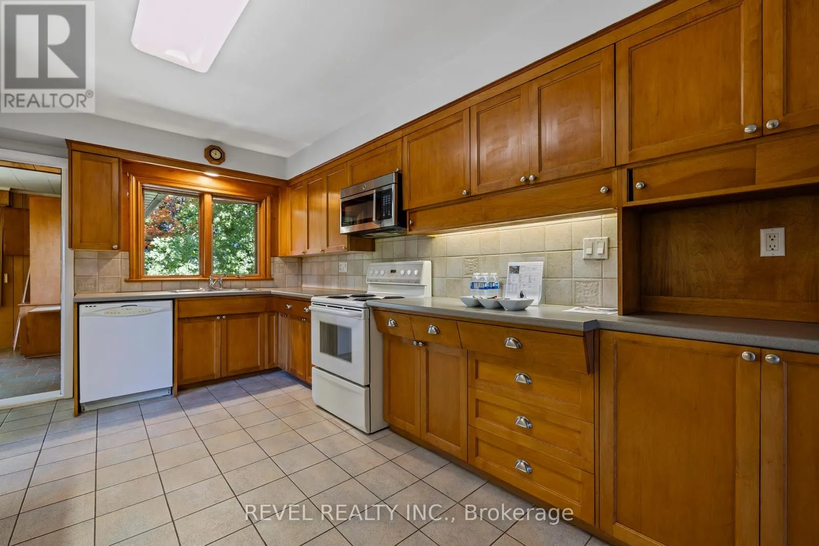 40 BERTRAM DRIVE