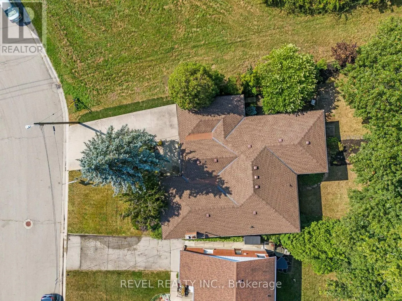 40 BERTRAM DRIVE