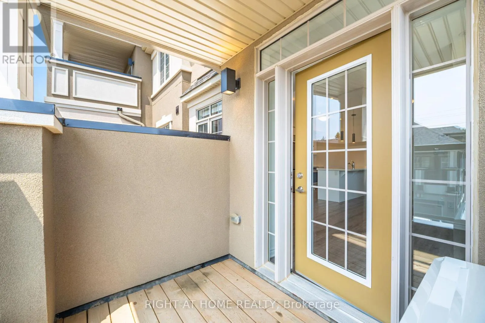13 - 305 GARNER ROAD W