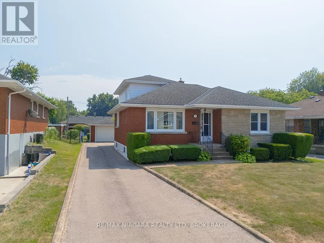 22 SOUTH CRESCENT