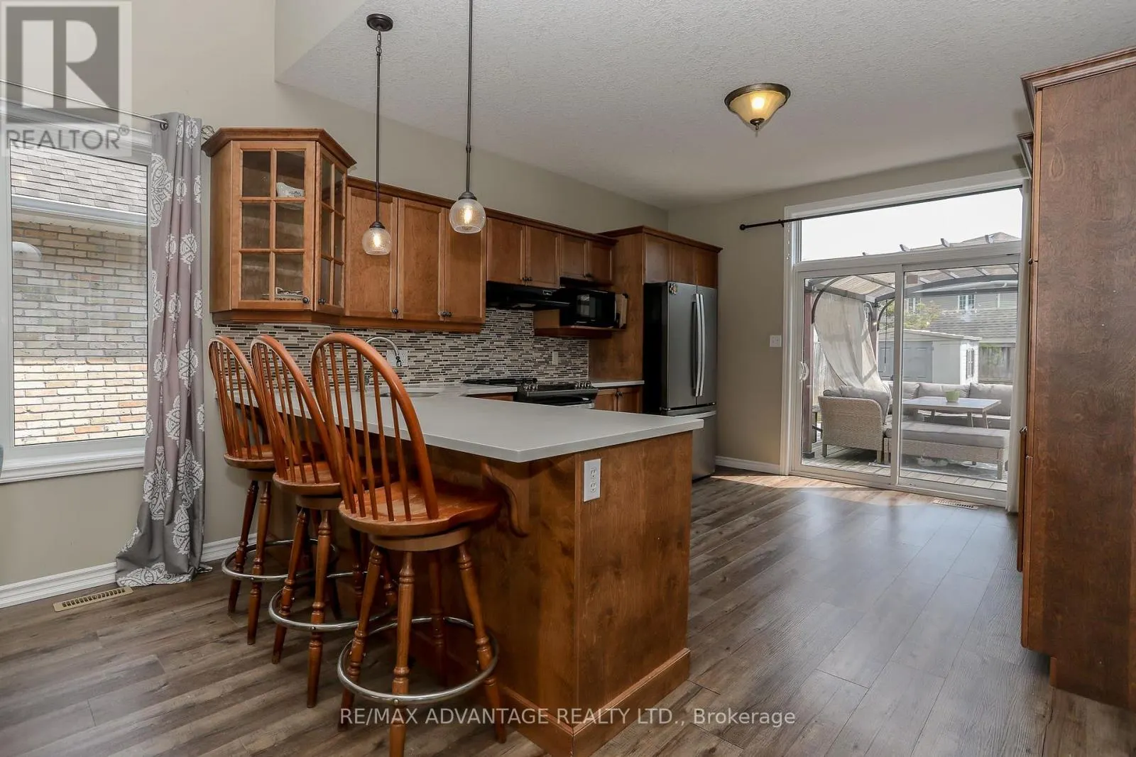78 HUMMINGBIRD LANE