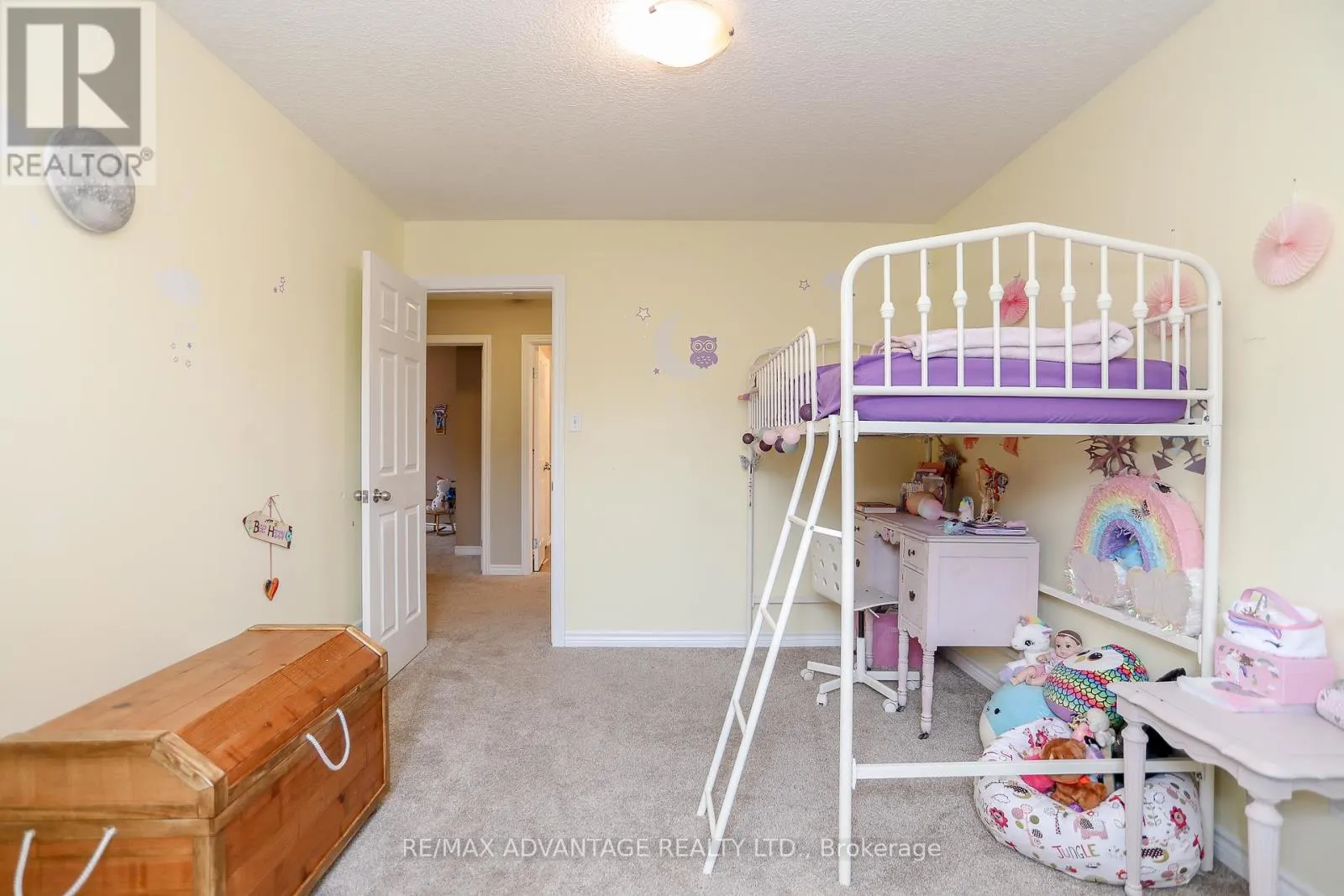 78 HUMMINGBIRD LANE