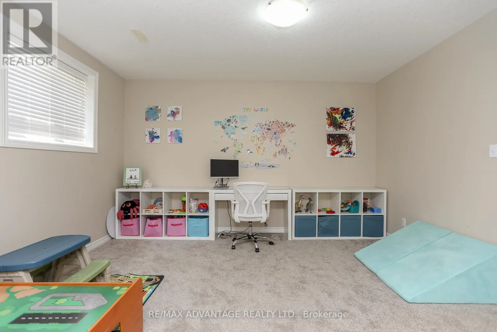 78 HUMMINGBIRD LANE