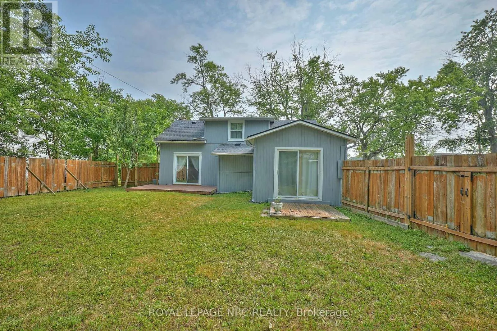 3252 YOUNG AVENUE