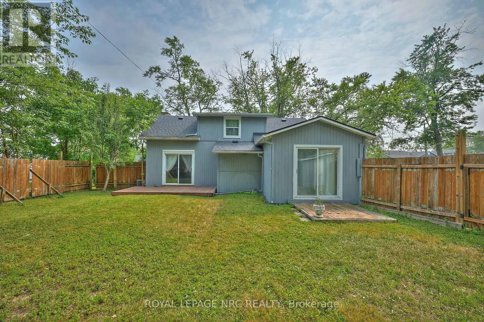 3252 YOUNG AVENUE