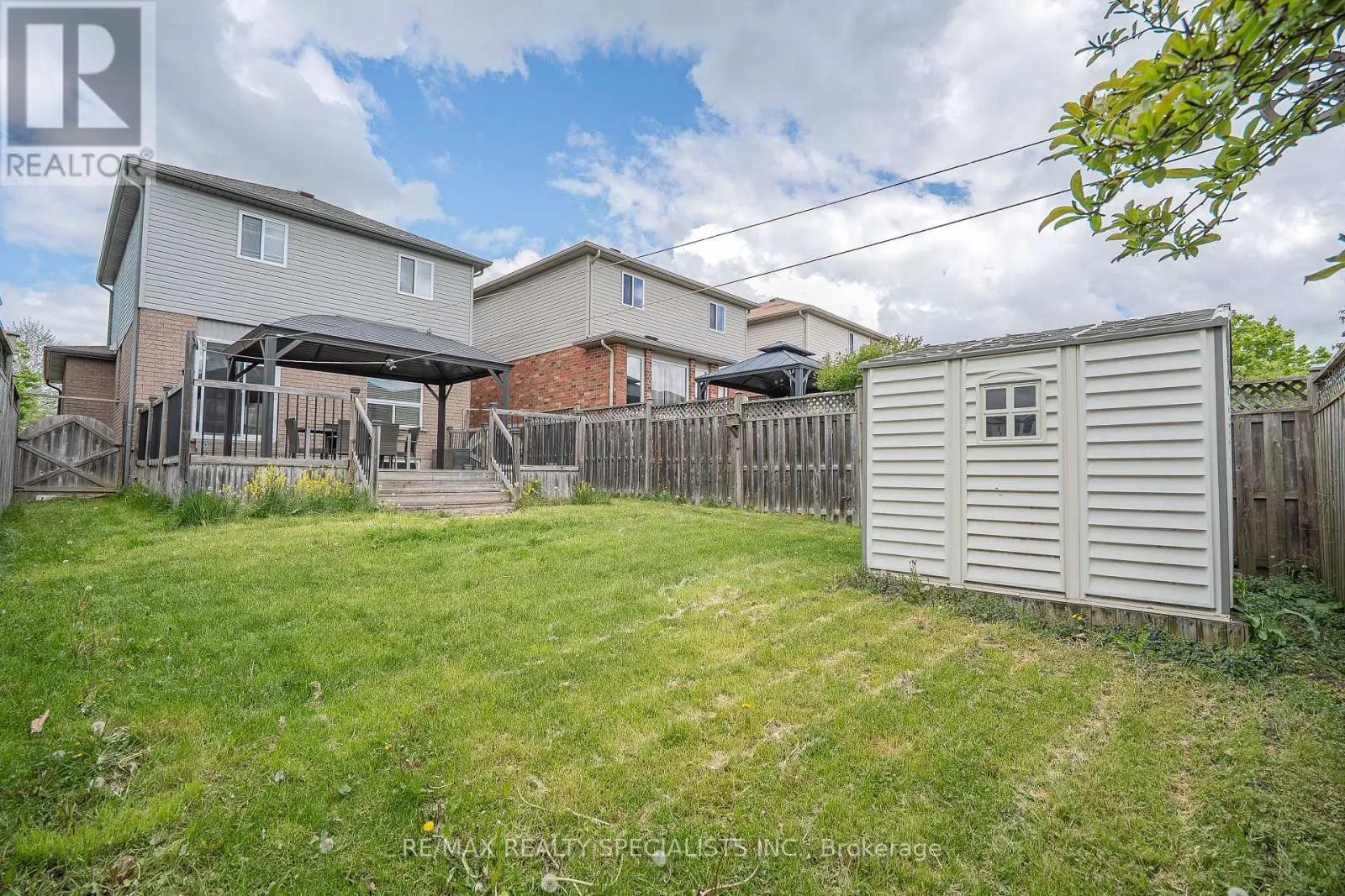 21 HENDERSON DRIVE