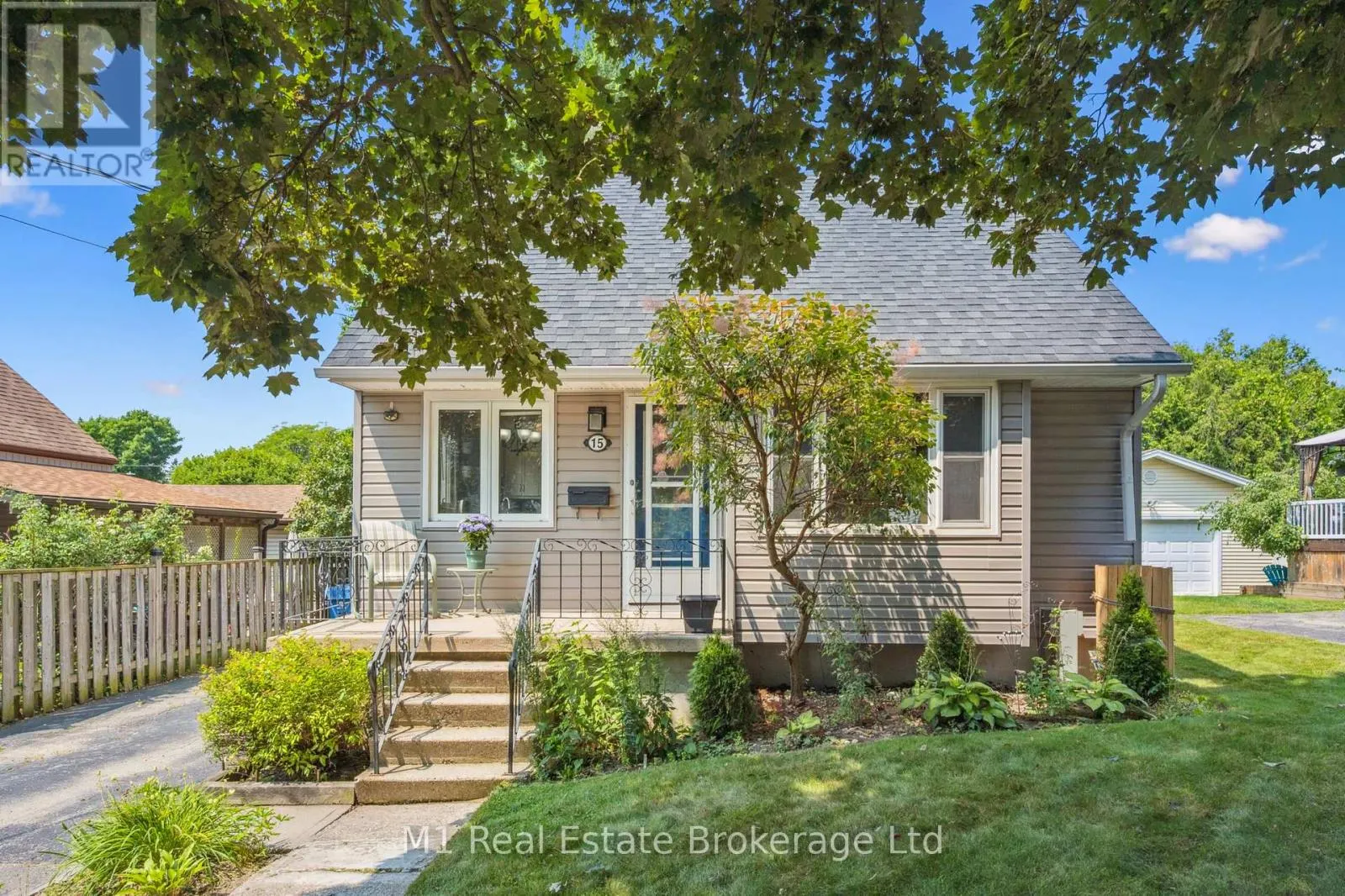 15 GOWDY AVENUE