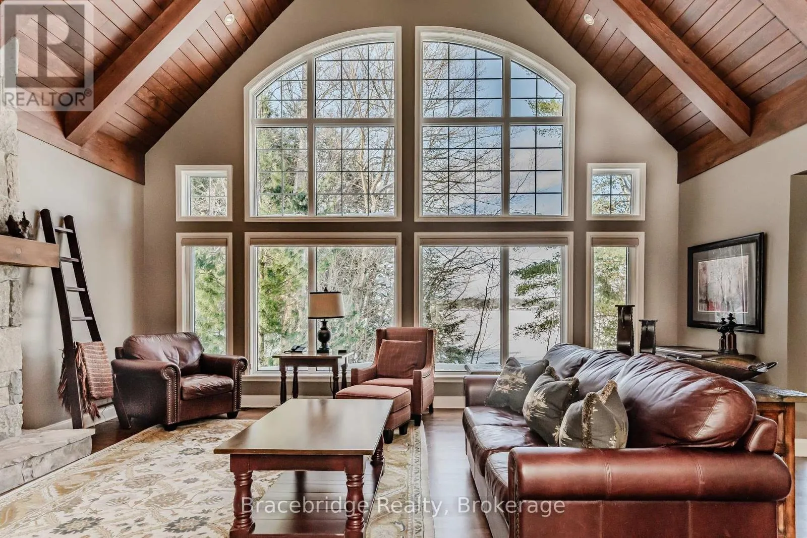 WATER'S EDGE W1 - 3876 MUSKOKA ROAD 118 HIGHWAY W