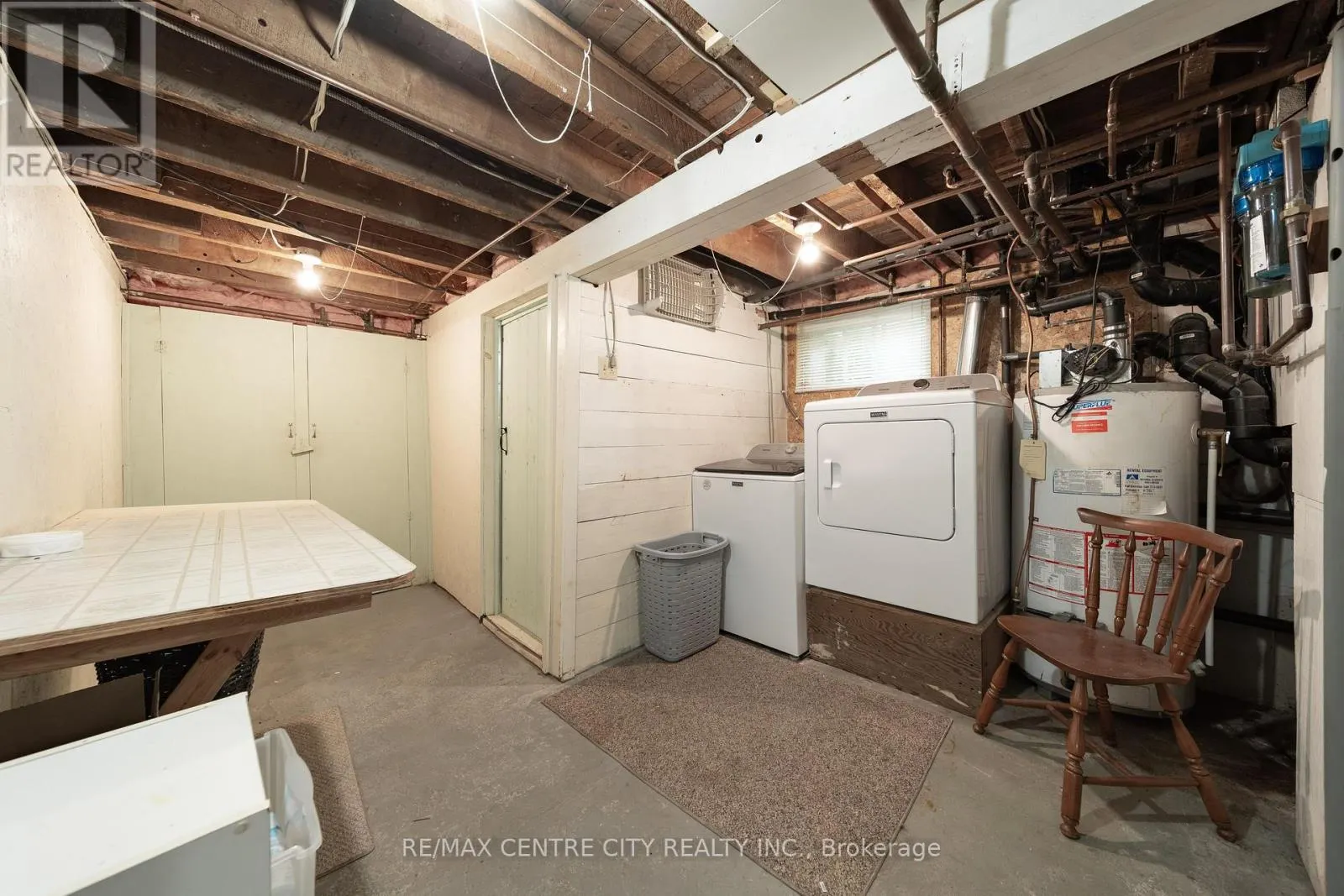 182 JOHN STREET S
