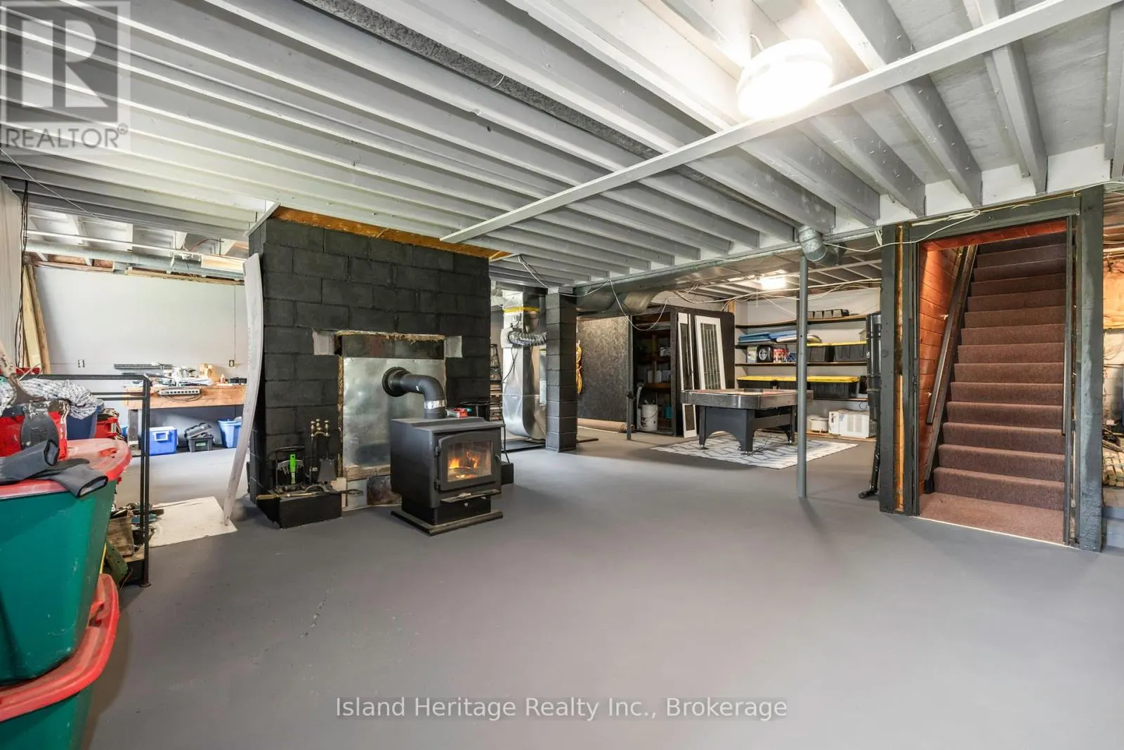 5 LINNEY LANE