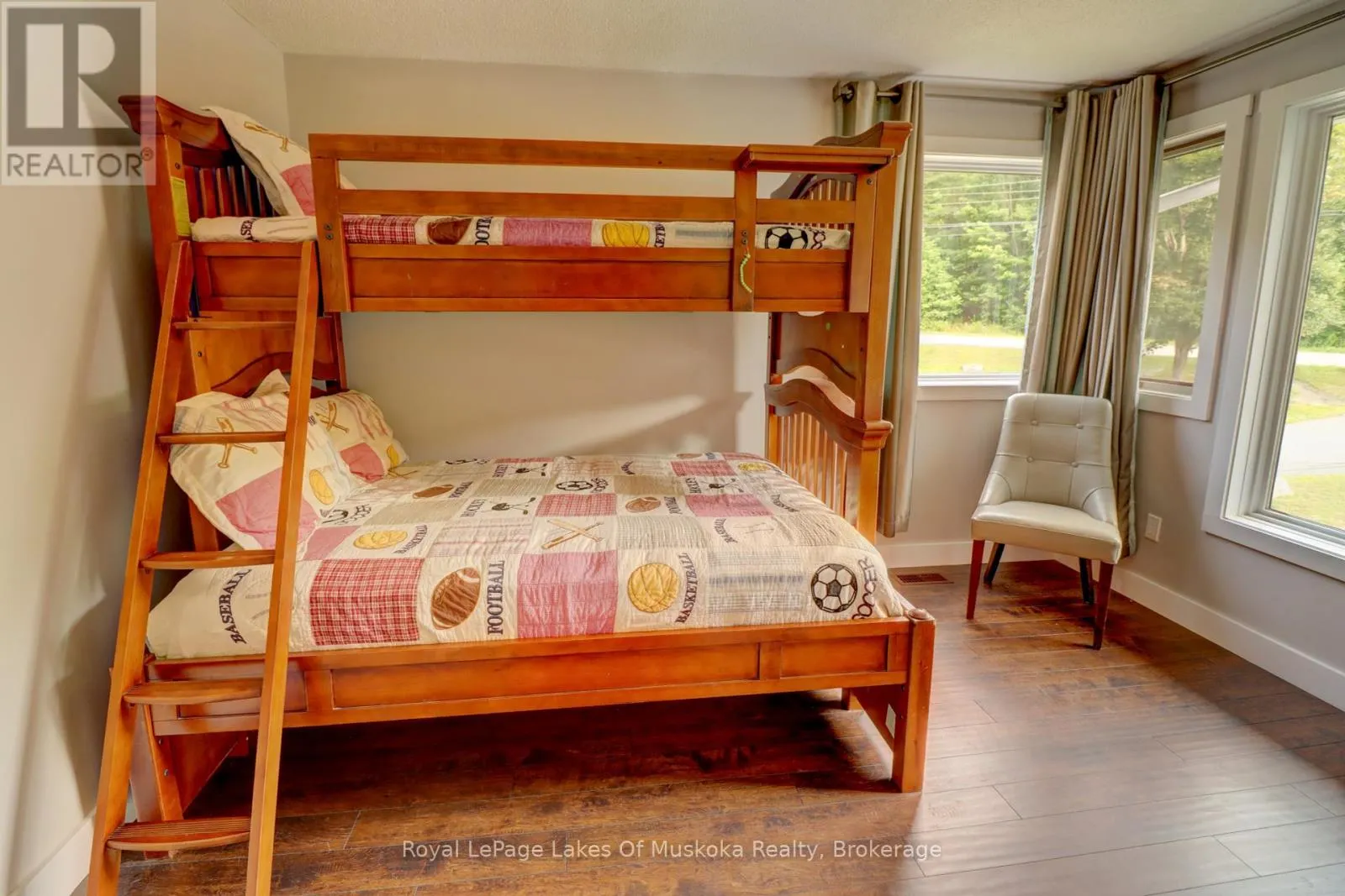 8 - 1561 HIDDEN VALLEY ROAD, #8