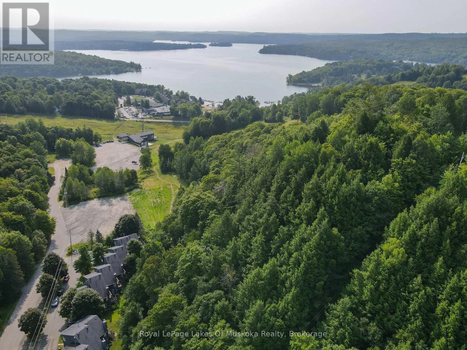 8 - 1561 HIDDEN VALLEY ROAD, #8