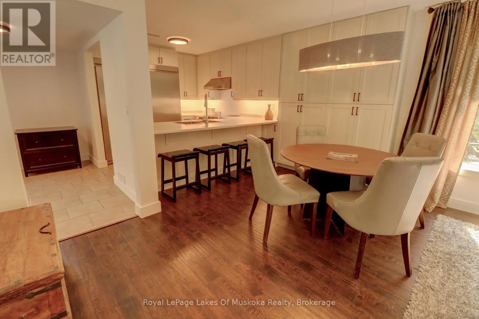 8 - 1561 HIDDEN VALLEY ROAD, #8