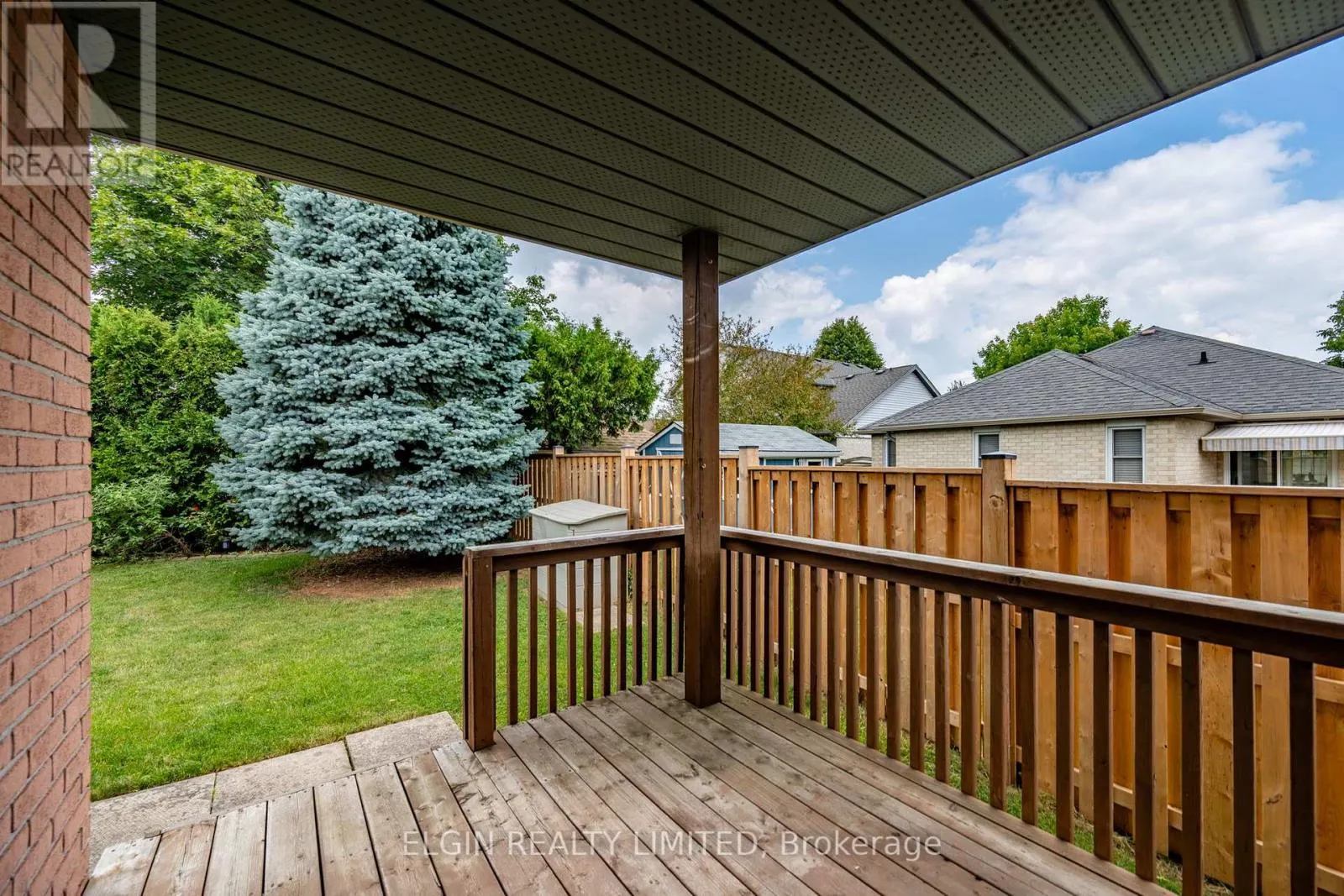 18 ROSETHORN COURT