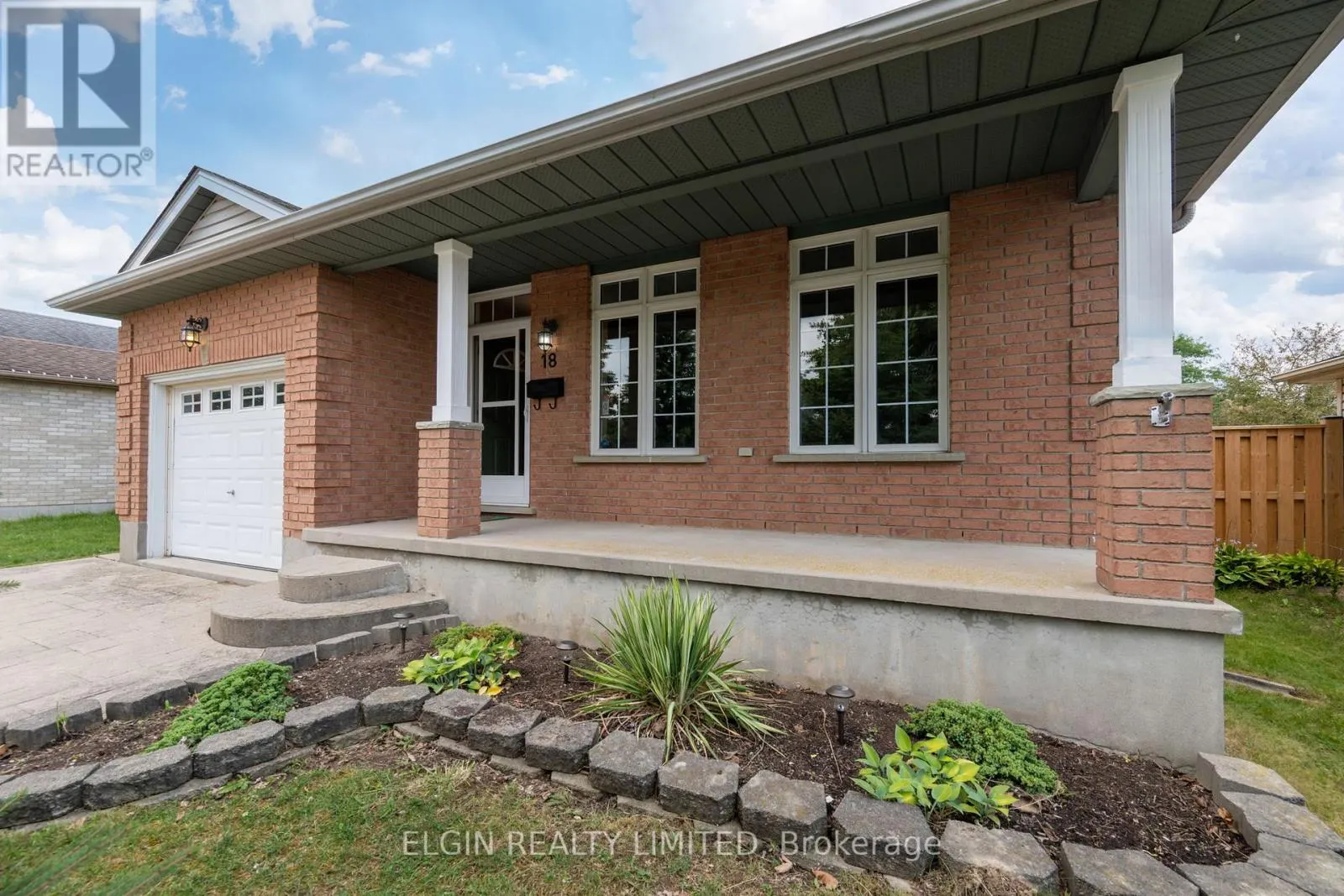18 ROSETHORN COURT