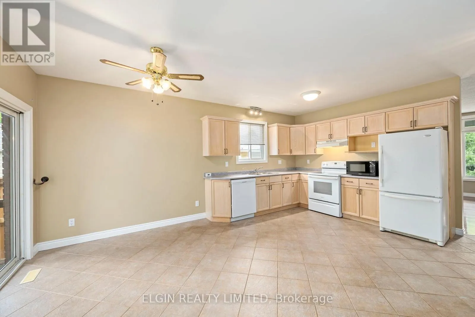 18 ROSETHORN COURT