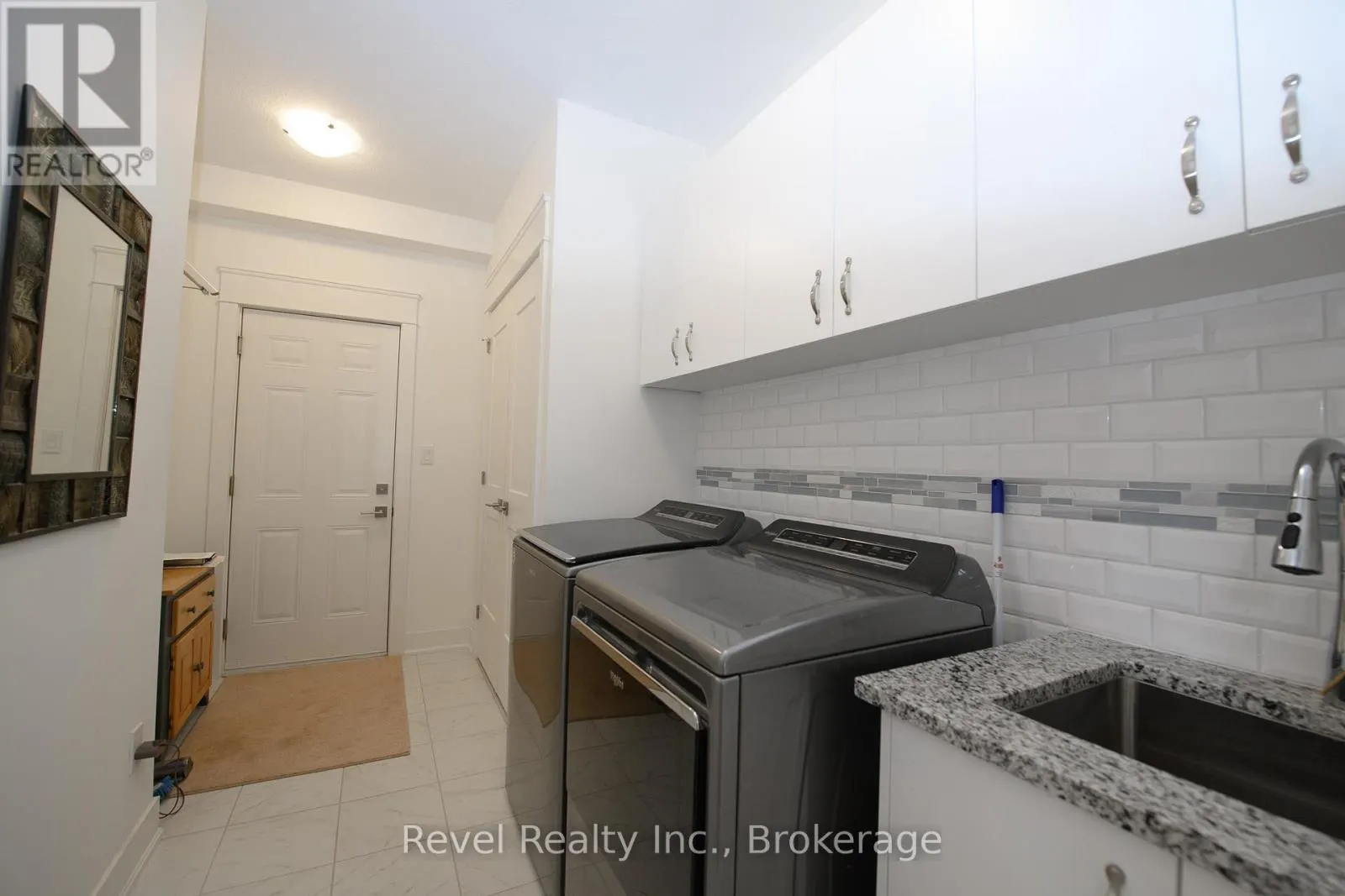 252 IRONWOOD WAY