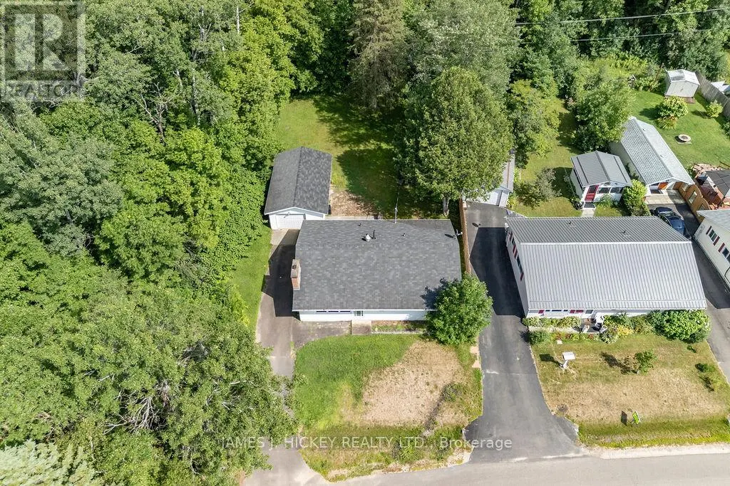 30 LASALLE DRIVE