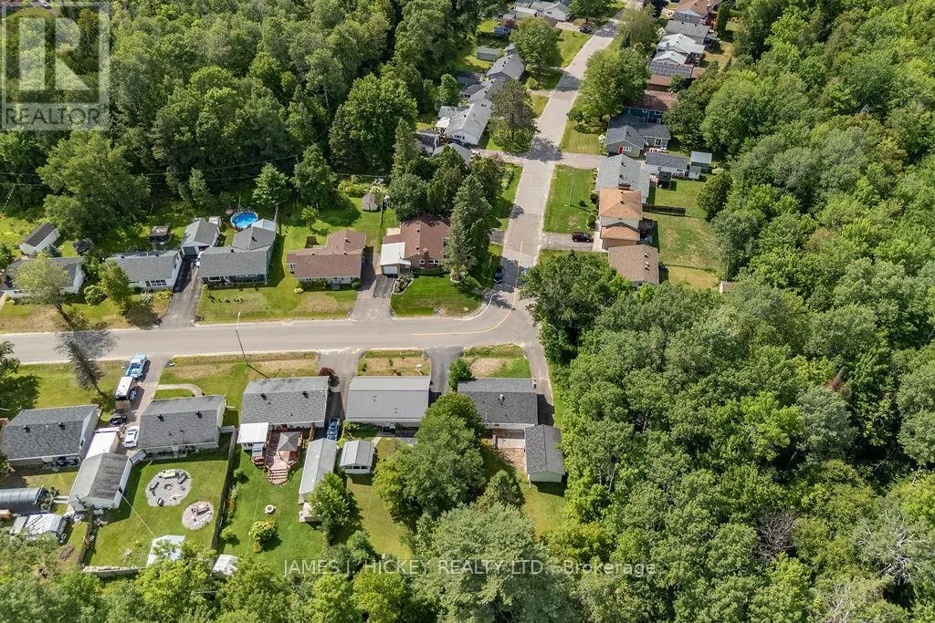 30 LASALLE DRIVE