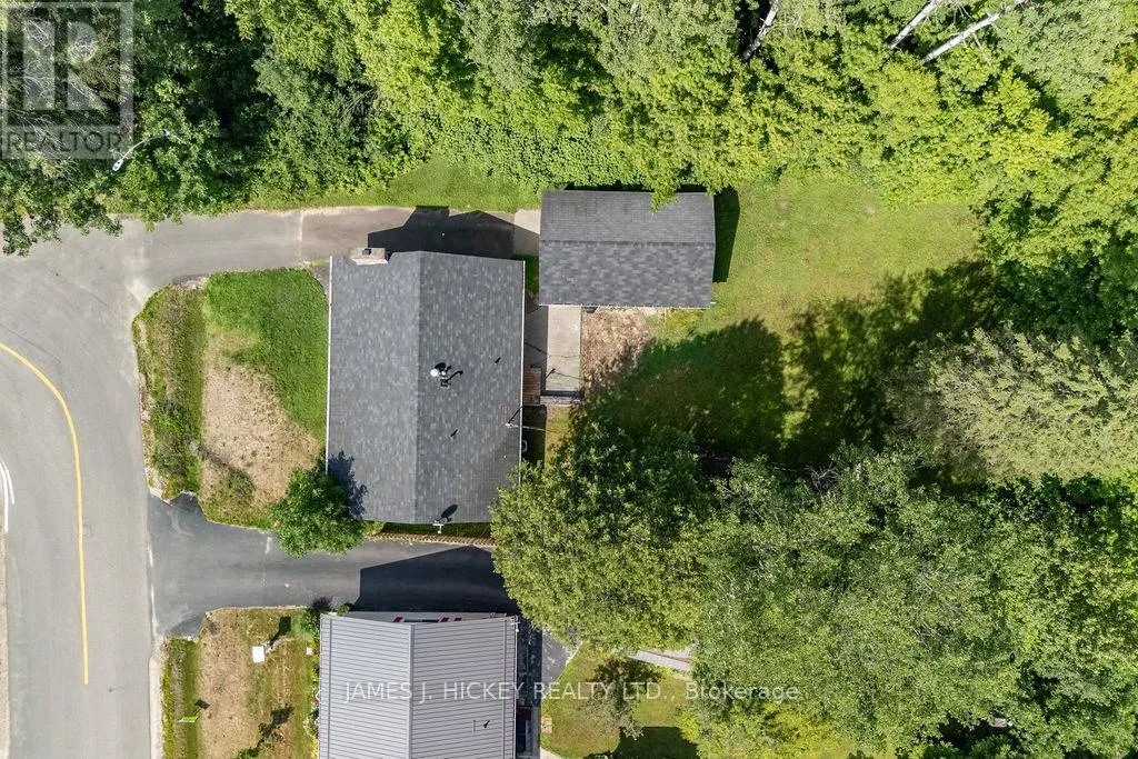 30 LASALLE DRIVE