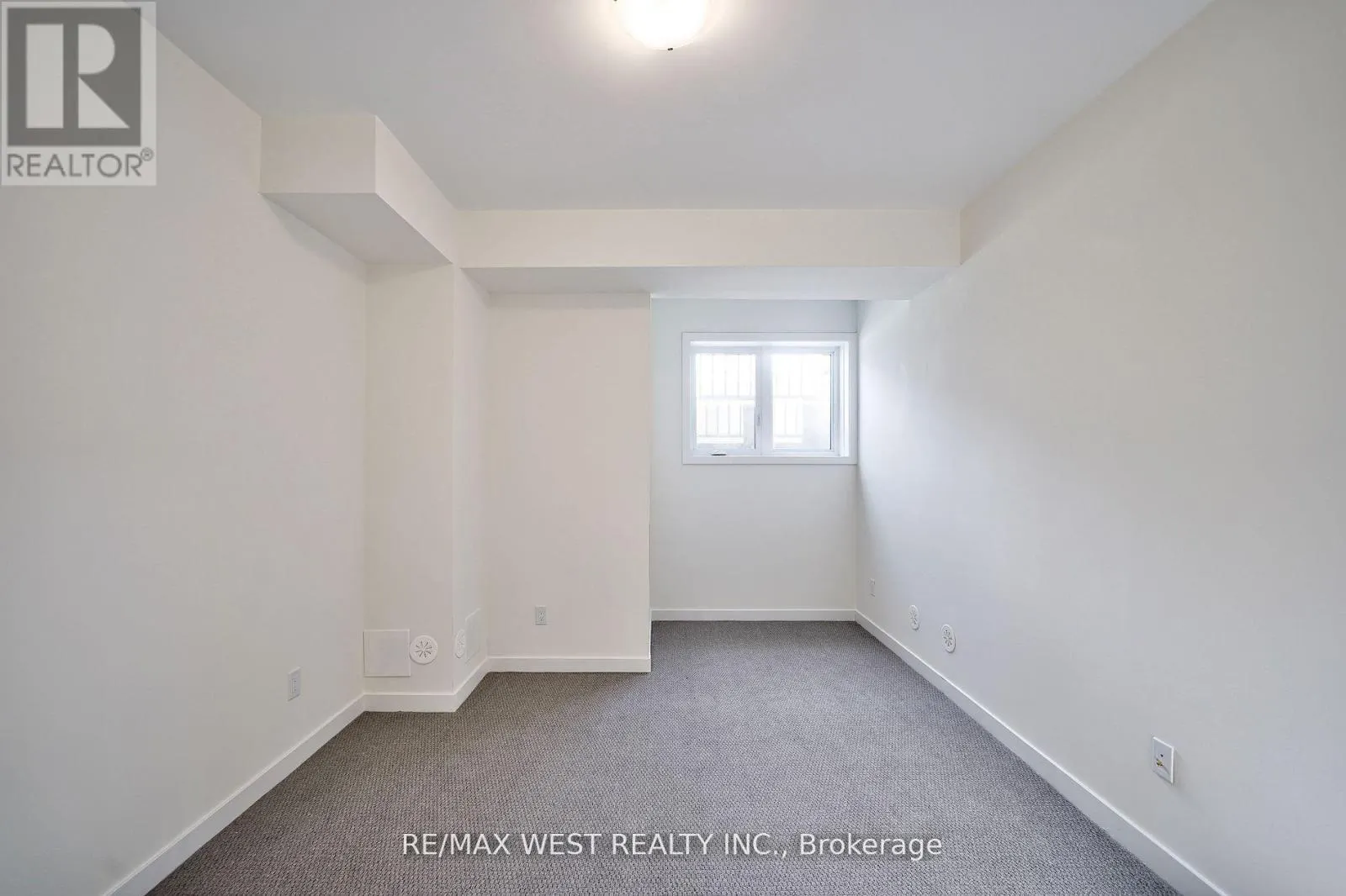 201 - 160 DENSMORE ROAD