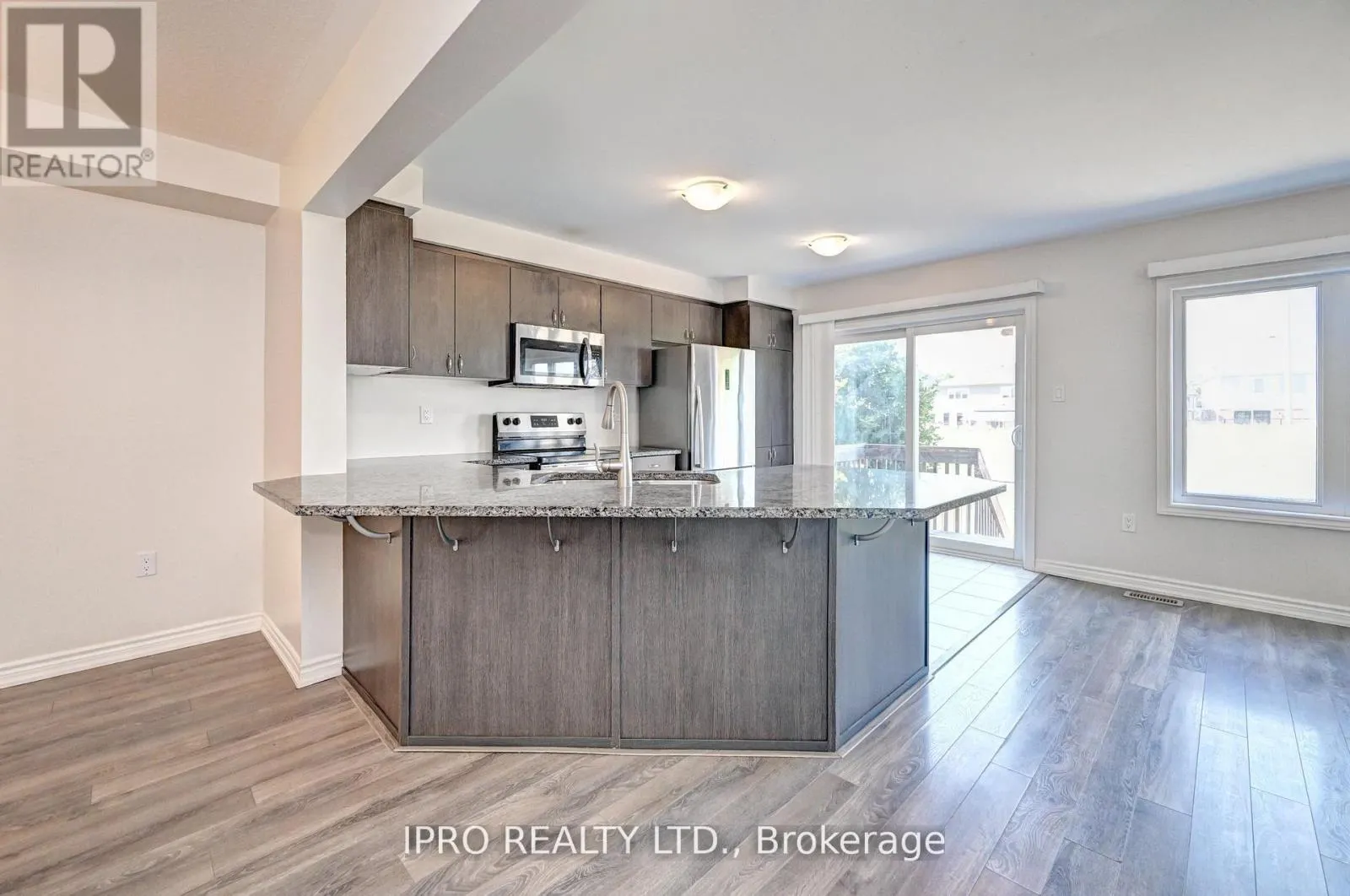 216 WATERBROOK LANE