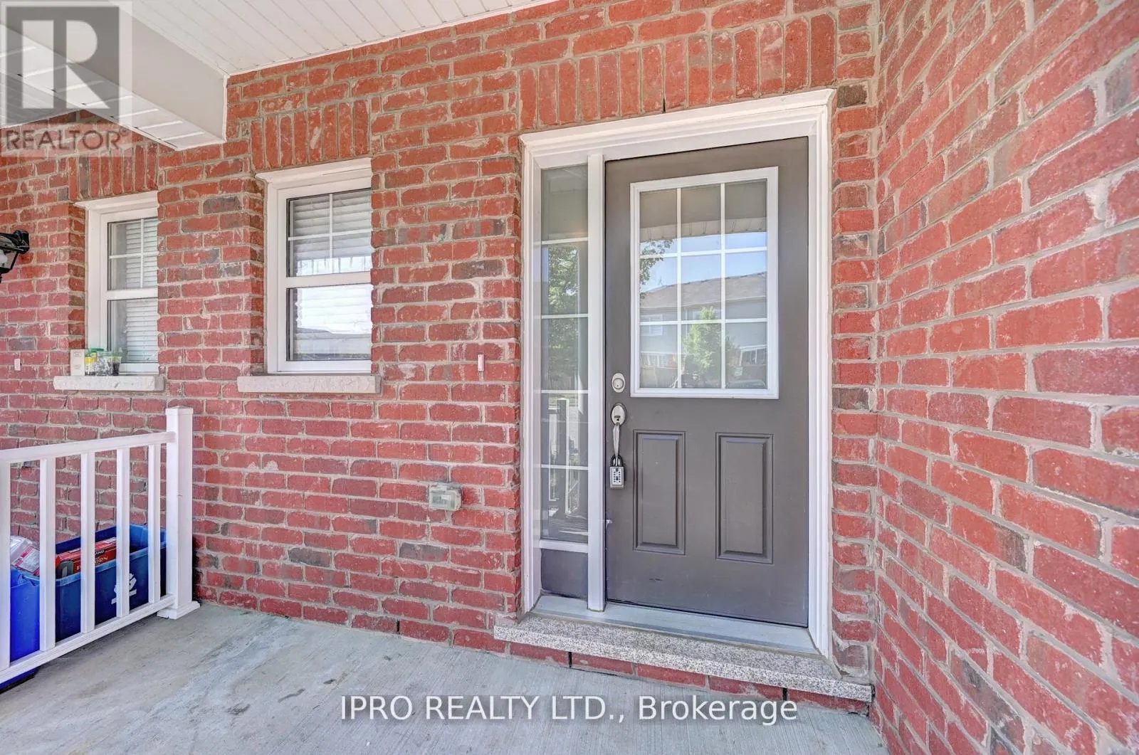 216 WATERBROOK LANE