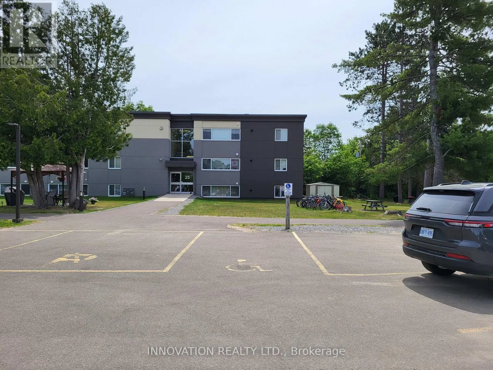 101 - 25 TAMARACK STREET