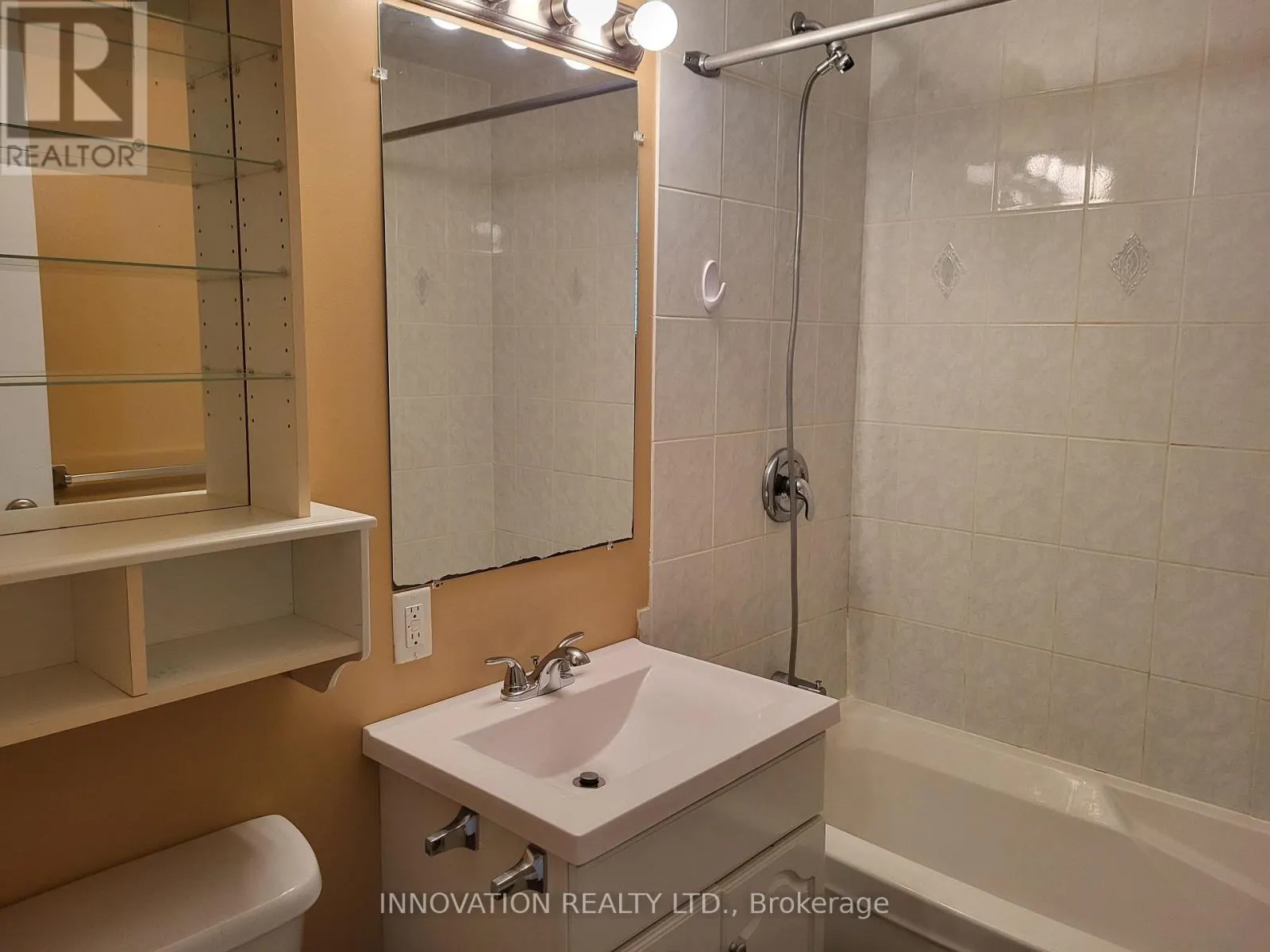 101 - 25 TAMARACK STREET