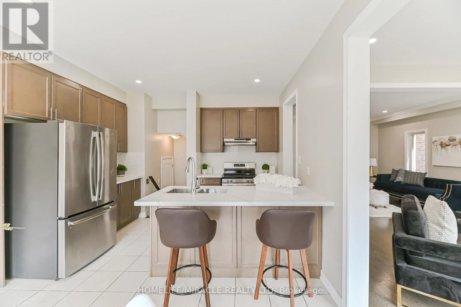 24 WEATHERALL AVENUE
