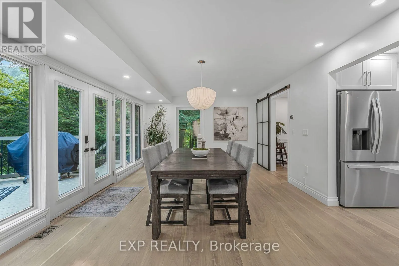 937 MONTGOMERY DRIVE