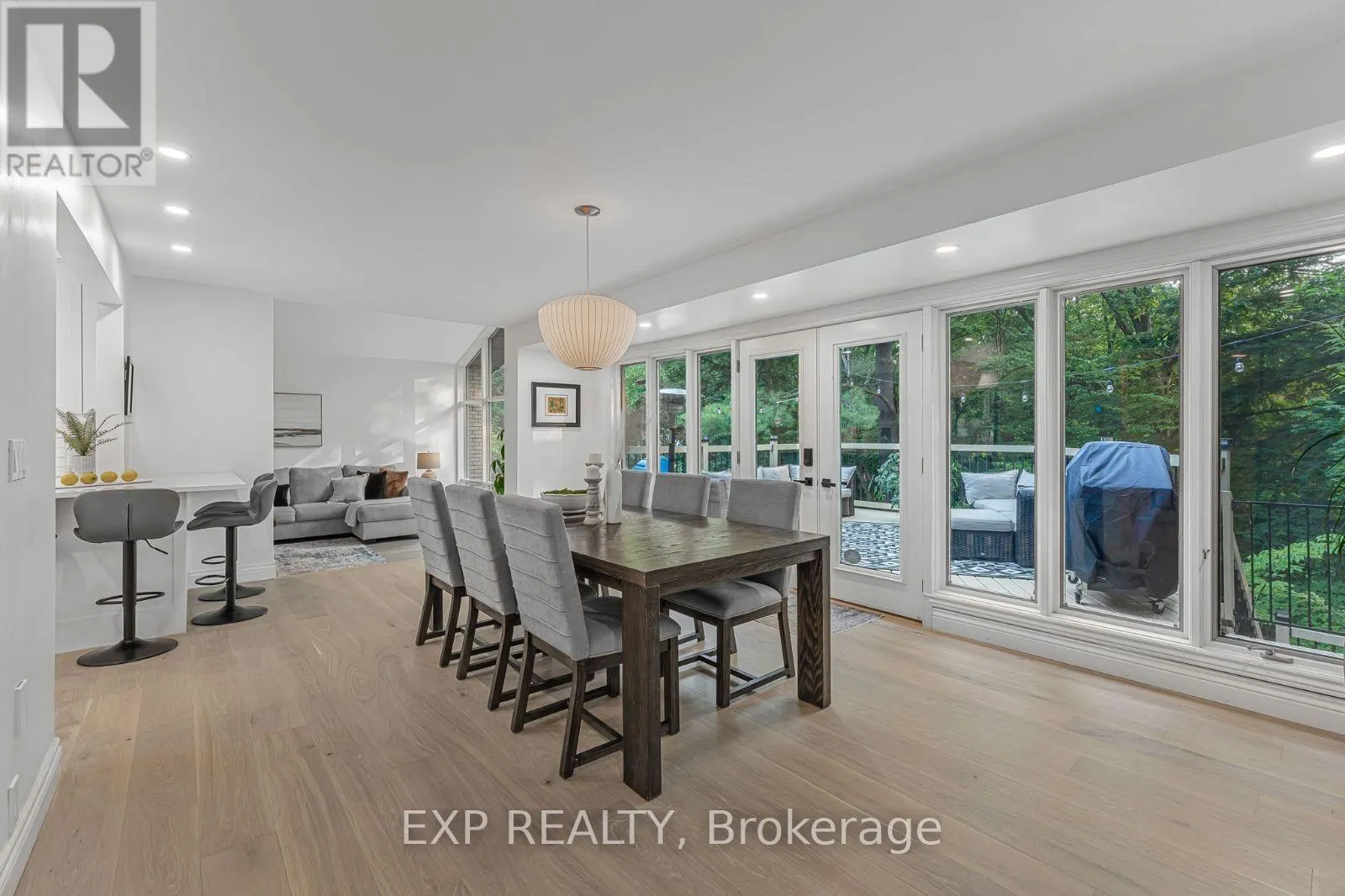 937 MONTGOMERY DRIVE