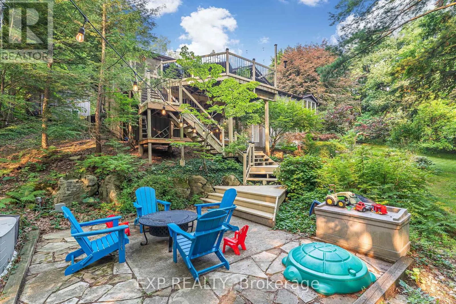 937 MONTGOMERY DRIVE
