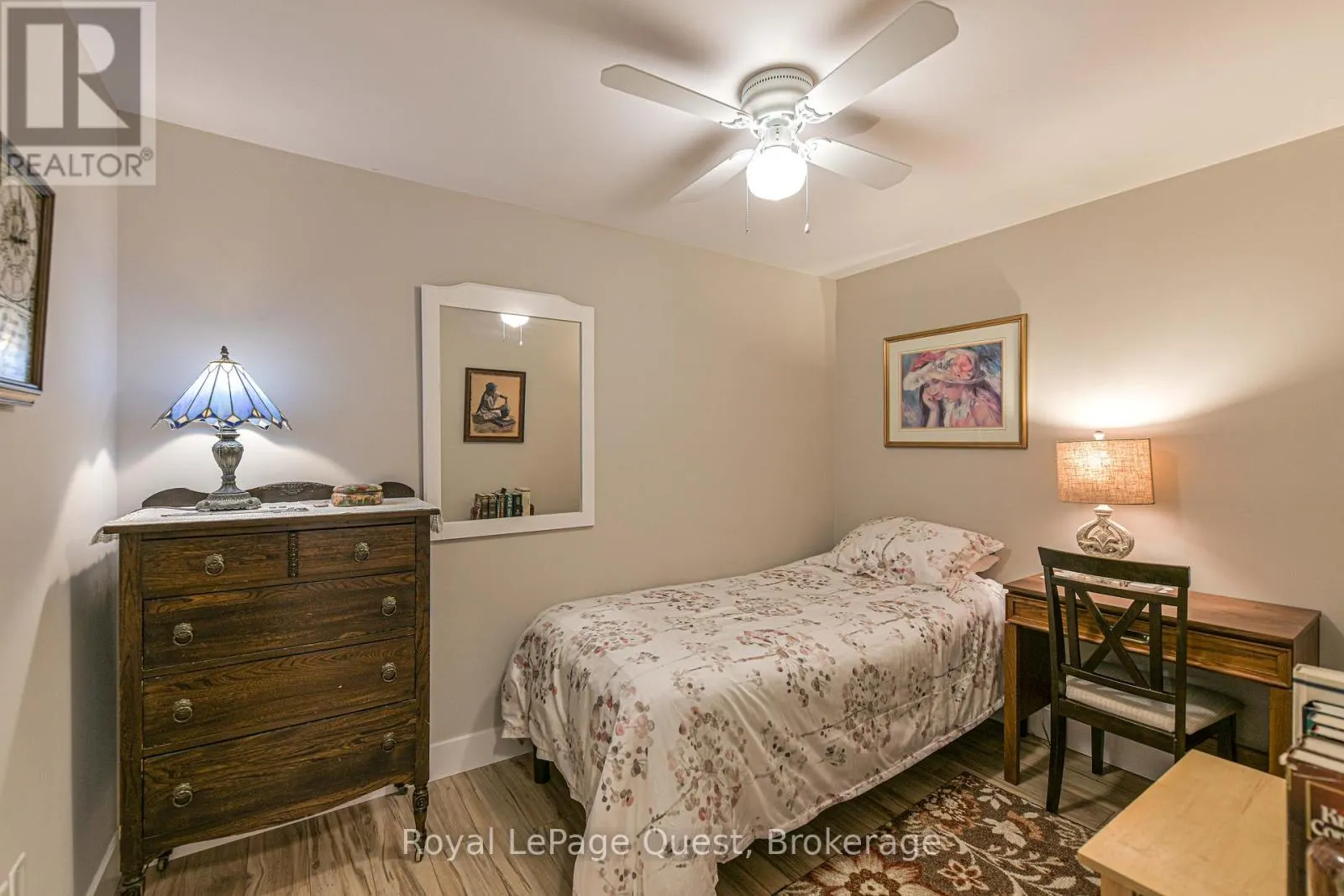 6 MILLWOOD COURT