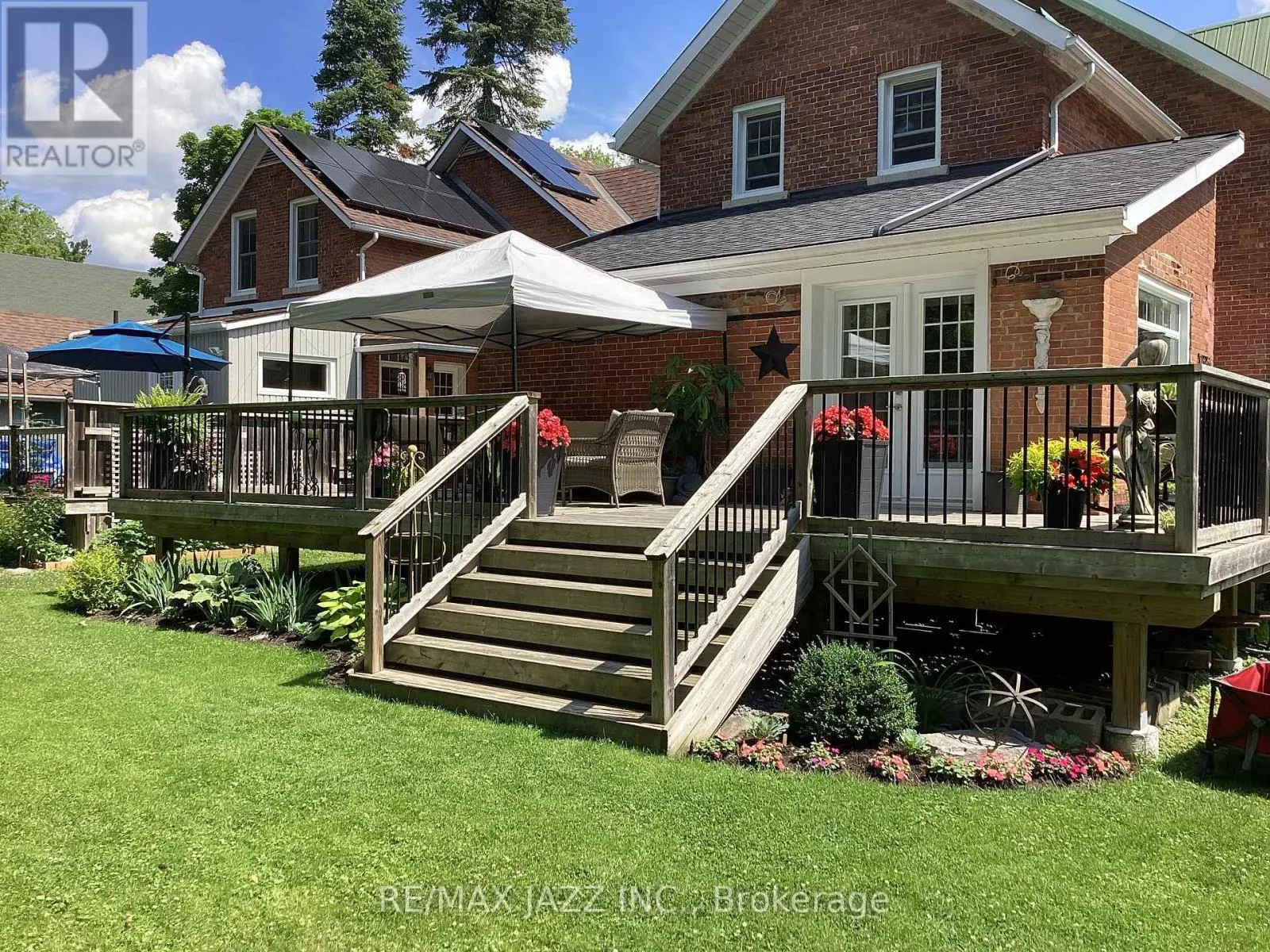 118 RICHARD STREET