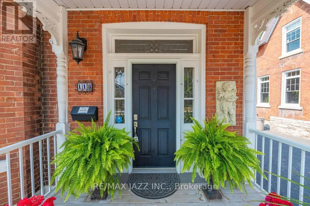 118 RICHARD STREET