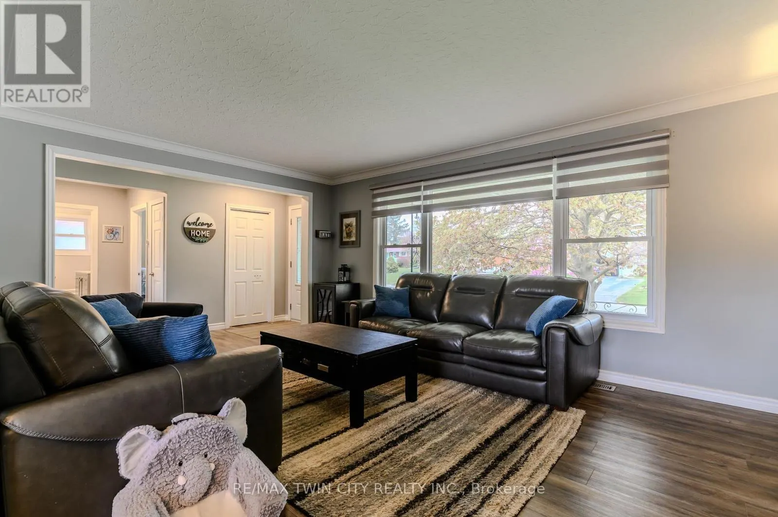 8 PEMBROKE AVENUE