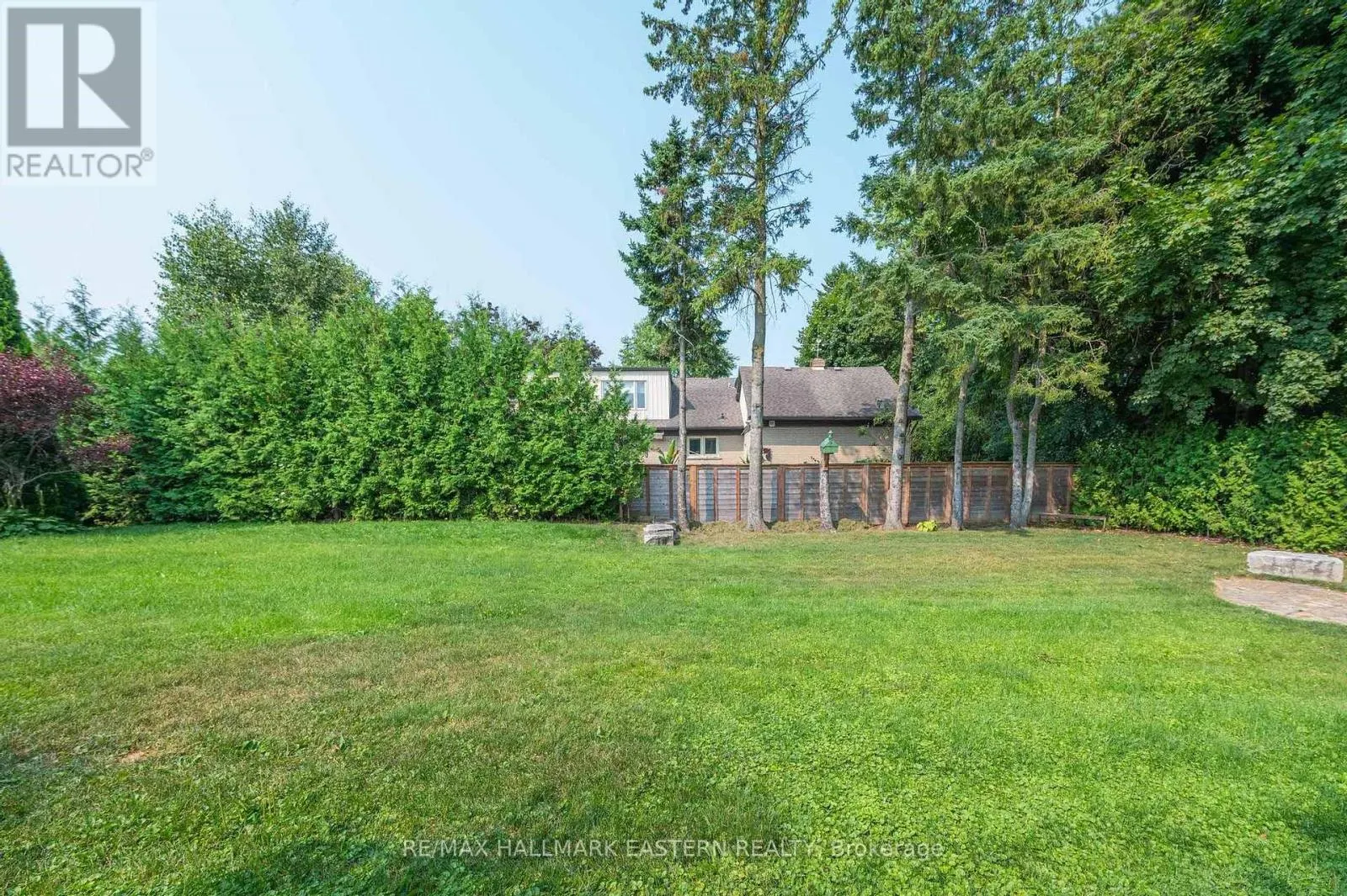420 FOOTE CRESCENT