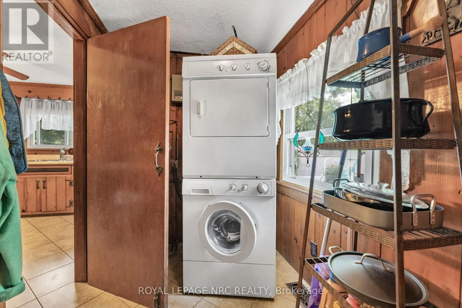 255 CHERRYHILL BOULEVARD S