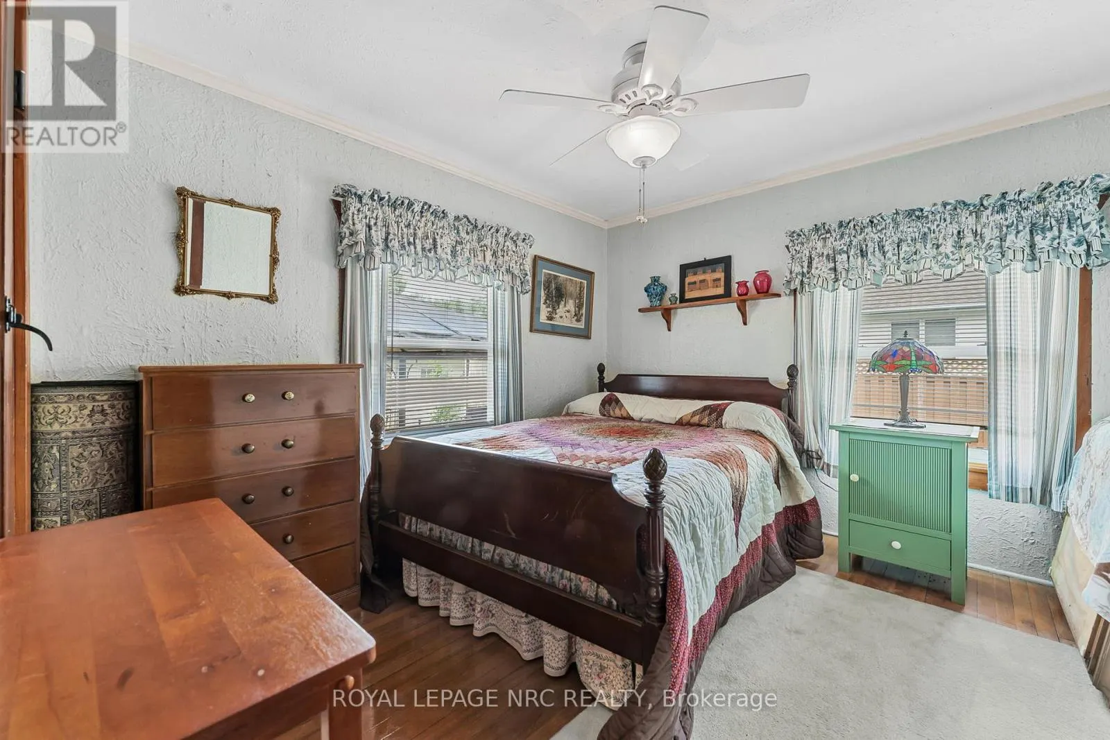 255 CHERRYHILL BOULEVARD S