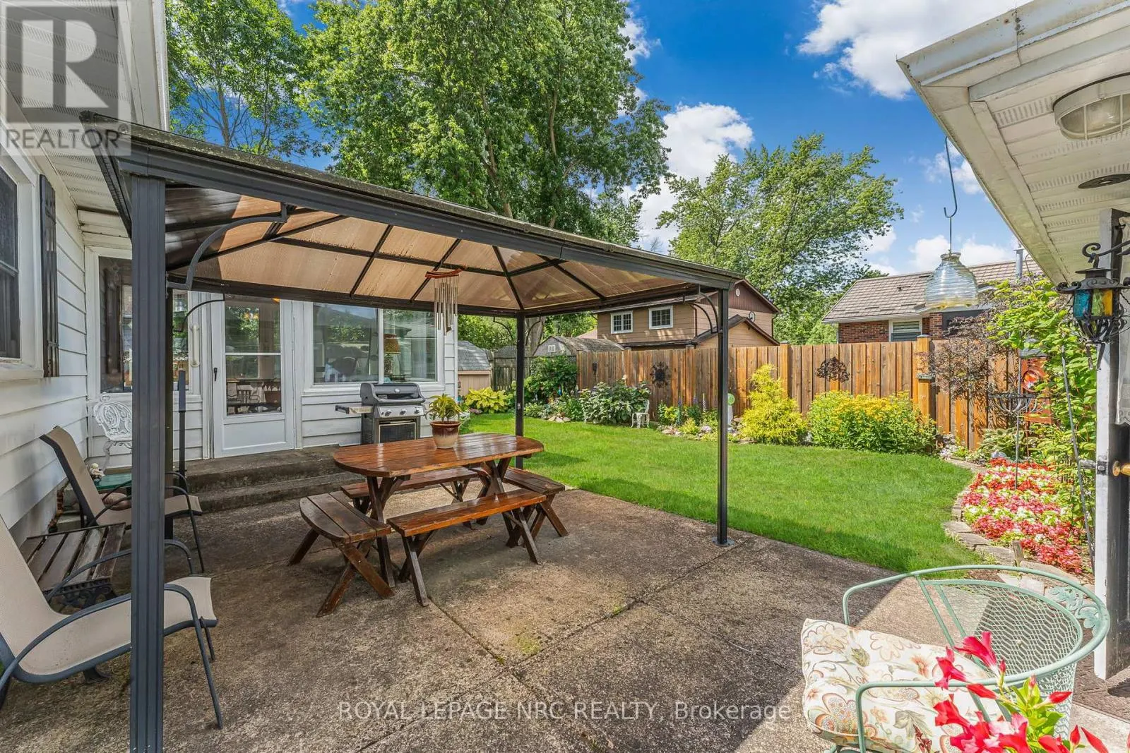 255 CHERRYHILL BOULEVARD S