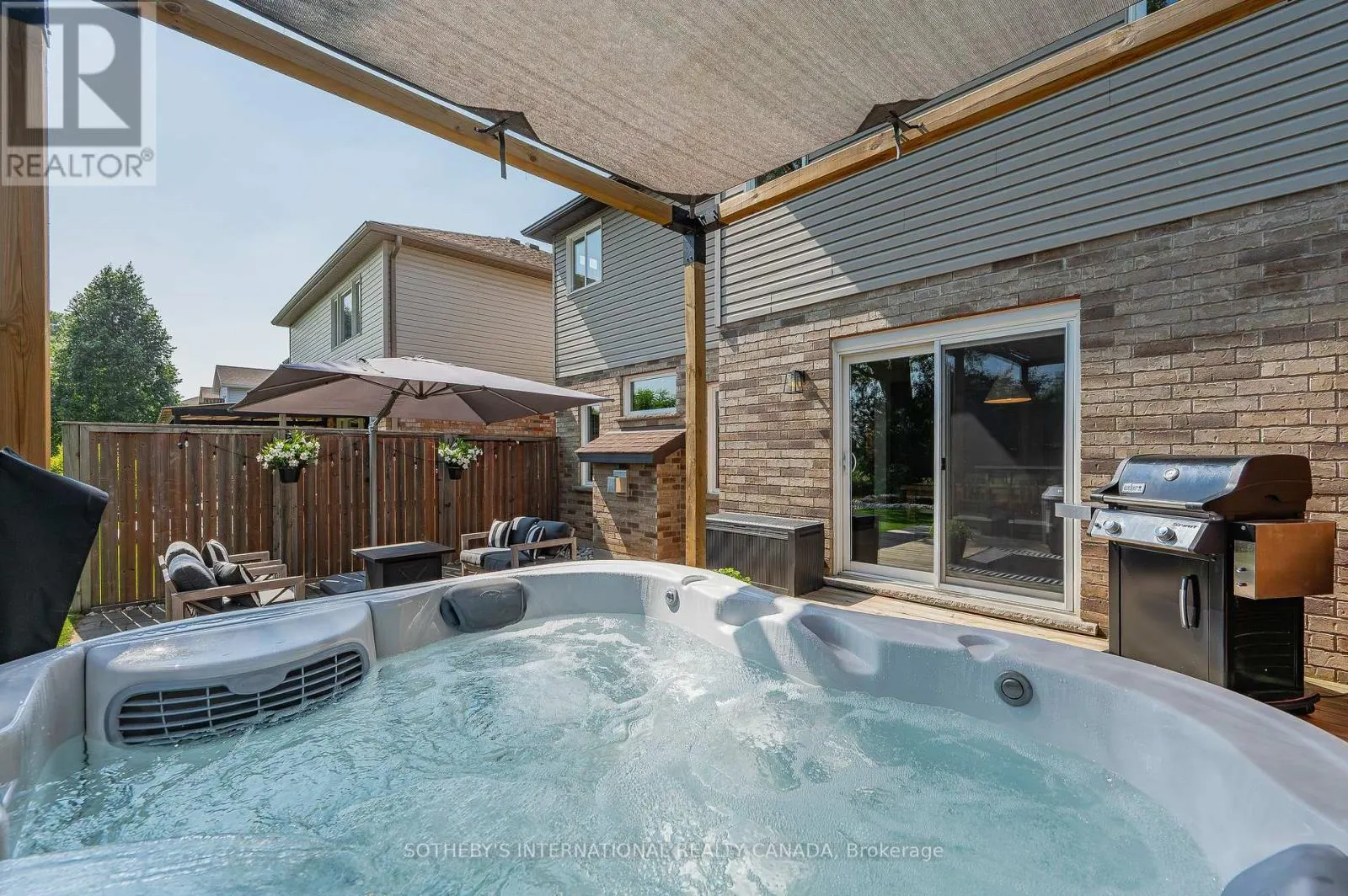111 HARDCASTLE DRIVE