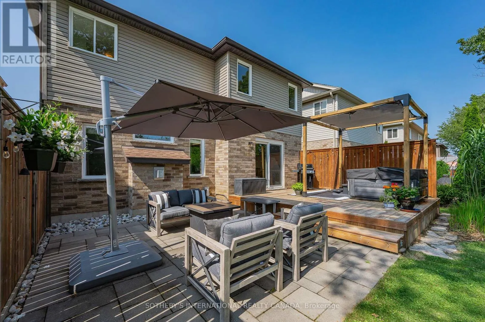 111 HARDCASTLE DRIVE