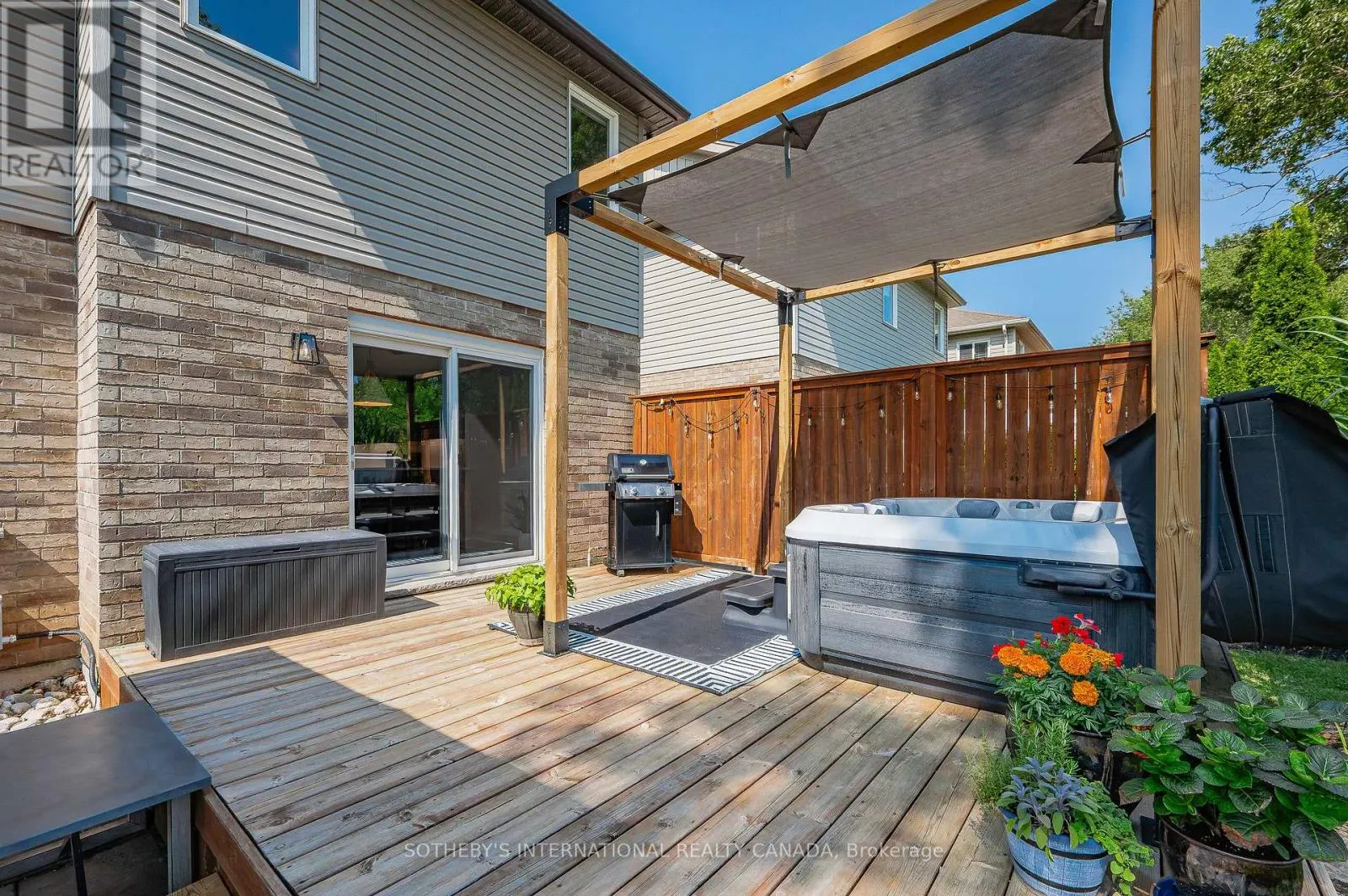 111 HARDCASTLE DRIVE