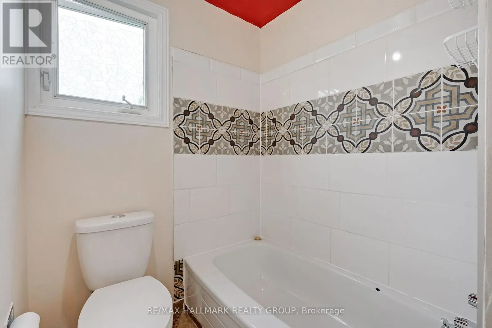 12F LARKSHIRE LANE