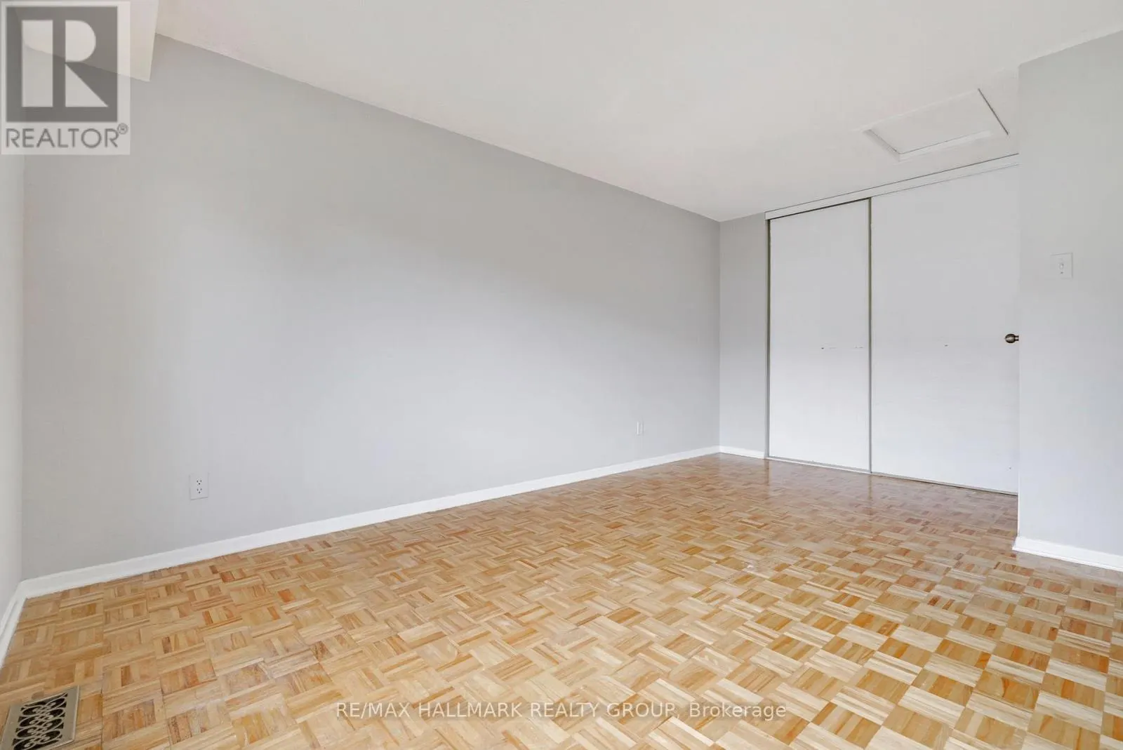 12F LARKSHIRE LANE