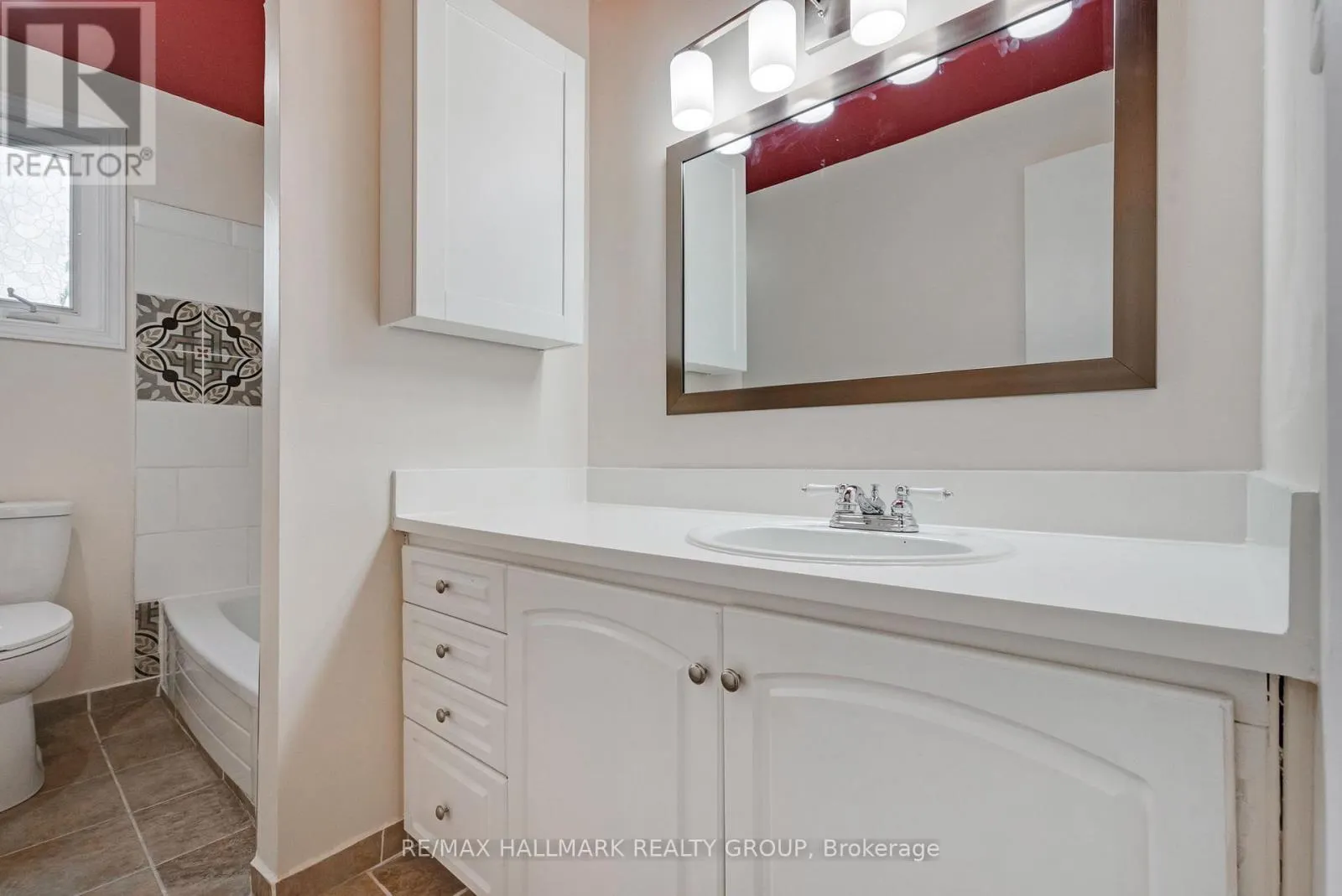 12F LARKSHIRE LANE