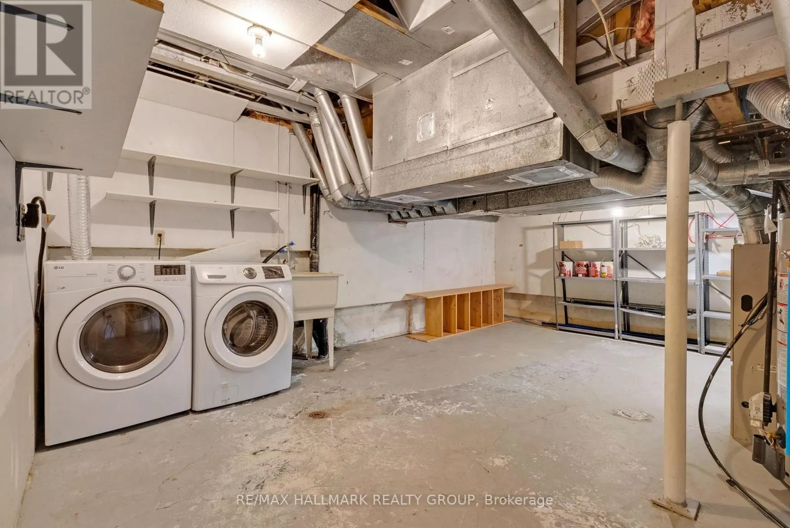 12F LARKSHIRE LANE
