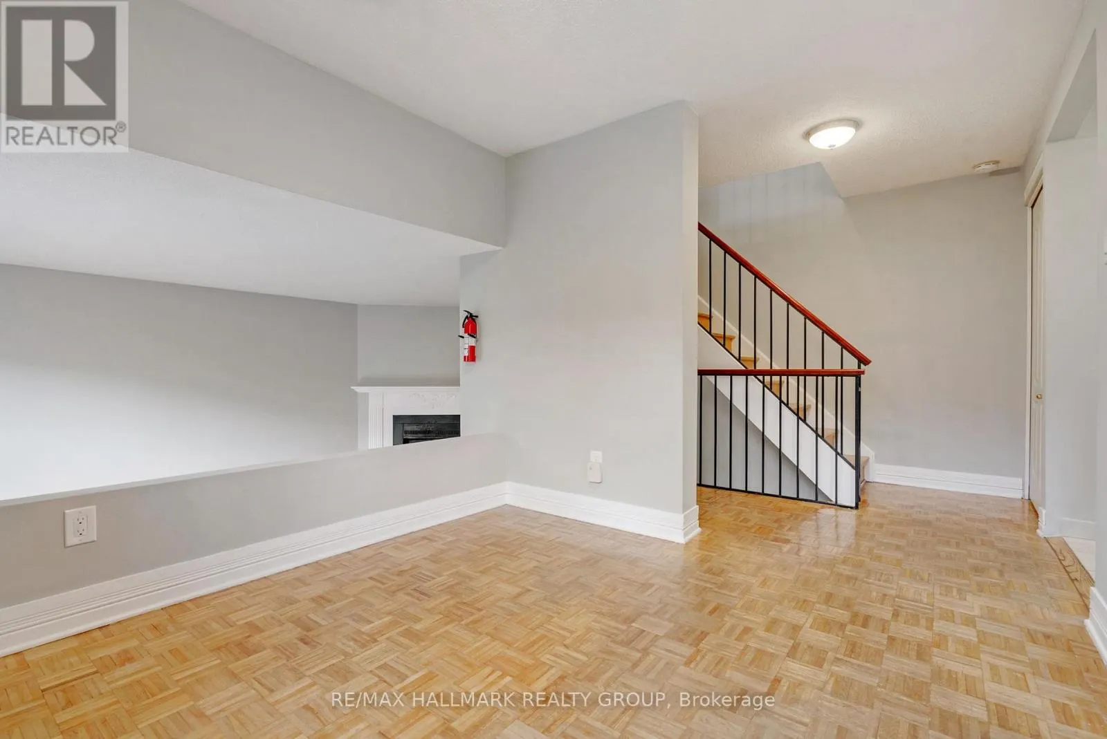 12F LARKSHIRE LANE