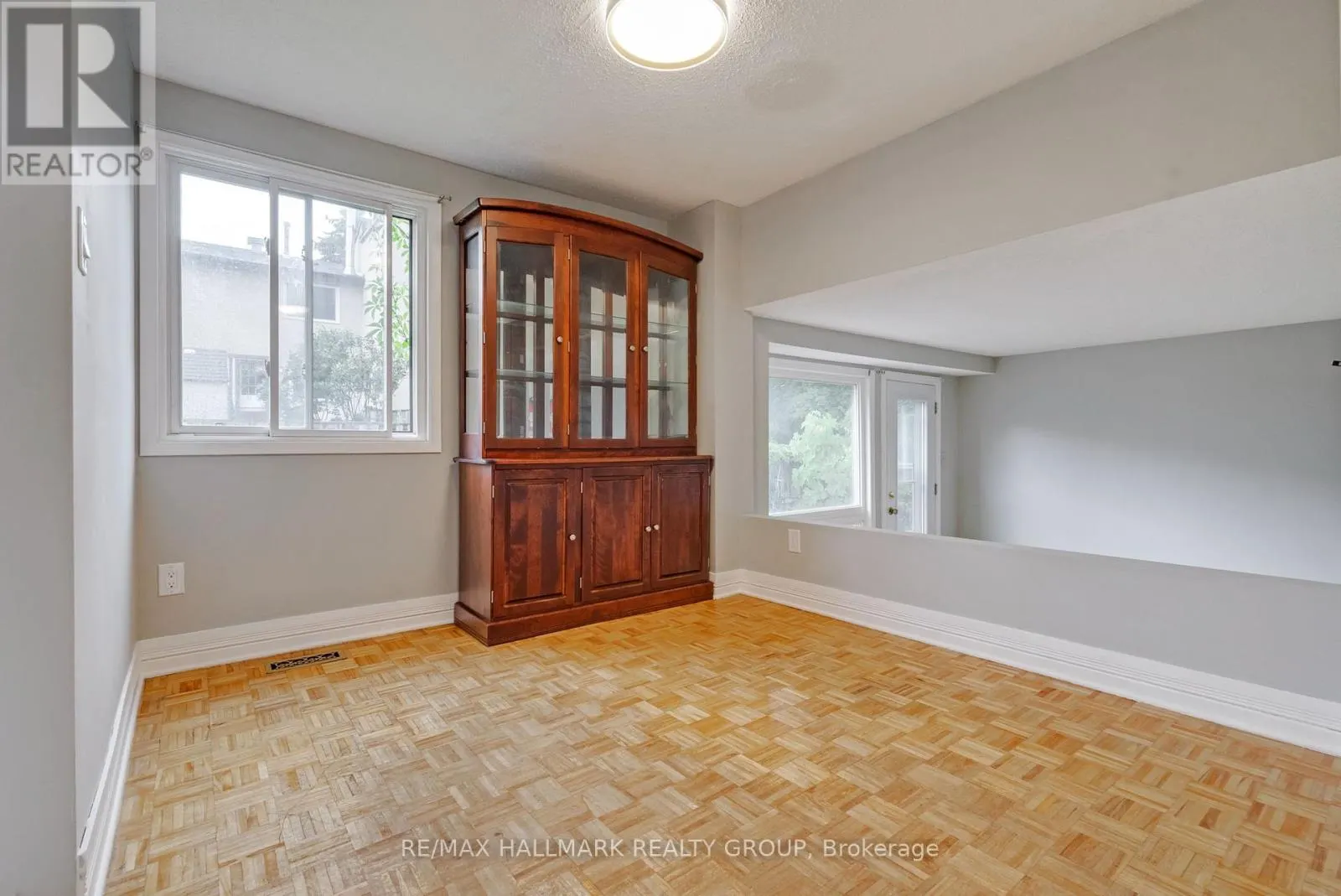 12F LARKSHIRE LANE